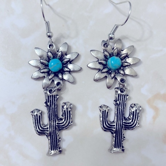 Silver Daisy Cactus Drop Earrings - Picture 12 of 14